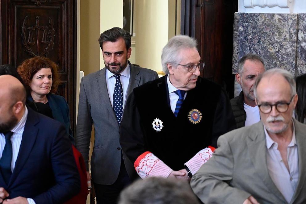 Imaxe 1 de 2 asociada á nova