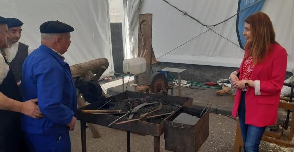 Imaxe da nova:A Xunta pon en valor a importancia de eventos coma a Feira da Artesanía do Ferro de Riotorto na dinamización do rural galego