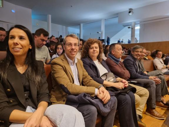 Imaxe da nova:A Xunta apoia o achegamento dos máis pequenos ao oficio da xoiería mediante o certame 