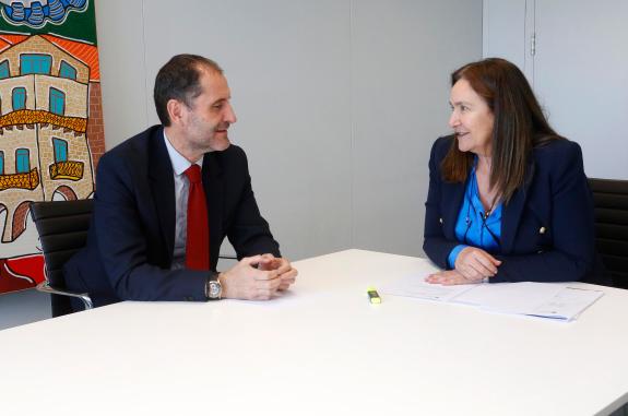 Imagen de la noticia:La Xunta refuerza su apuesta por Navalia a través del sector naval gallego con encuentros con las delegaciones internacional...