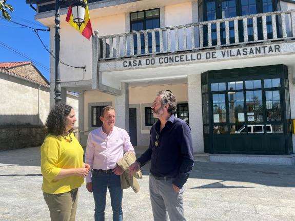 Imaxe da nova:Belén do Campo reúnese con Fernando Pérez e destaca os investimentos por máis de 1 M€ realizados pola Xunta neste concello no 2023