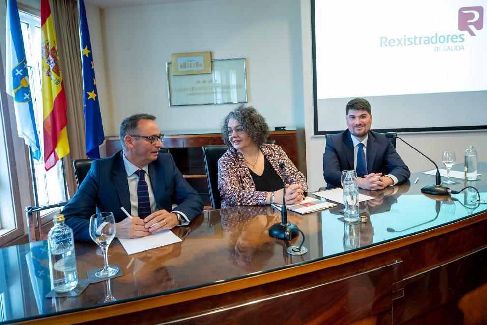 Imaxe 1 de 3 asociada á nova